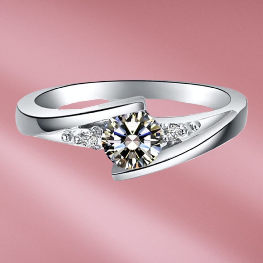 Sterling Silver 925 CZ Solitaire Engagement Promise Ring Size 7 New in Gift Box